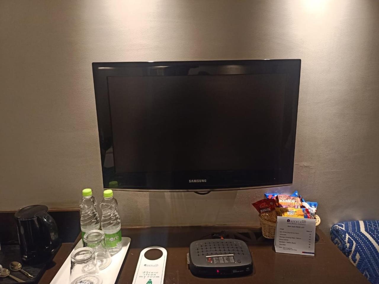 ロックランド ホテル Cr パーク ニューデリー エクステリア 写真